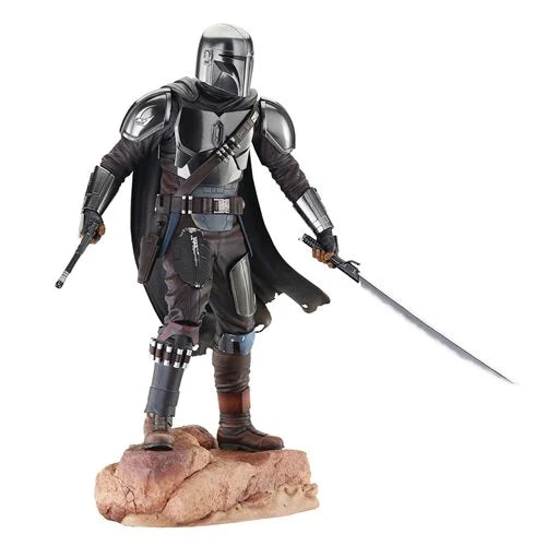 Diamond Select - Star Wars The Mandalorian Season 3 Milestones Din Djarin 1:6 Scale Statue