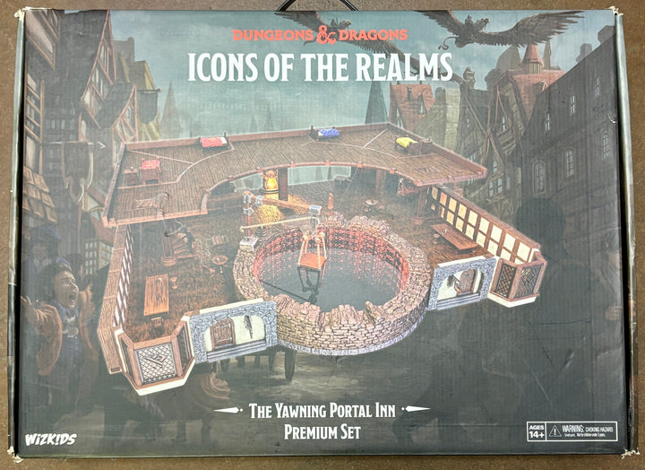 Dungeons &amp; Dragons Icons of the Realms - The Yawning Portal Inn Premium Set (Open Box)