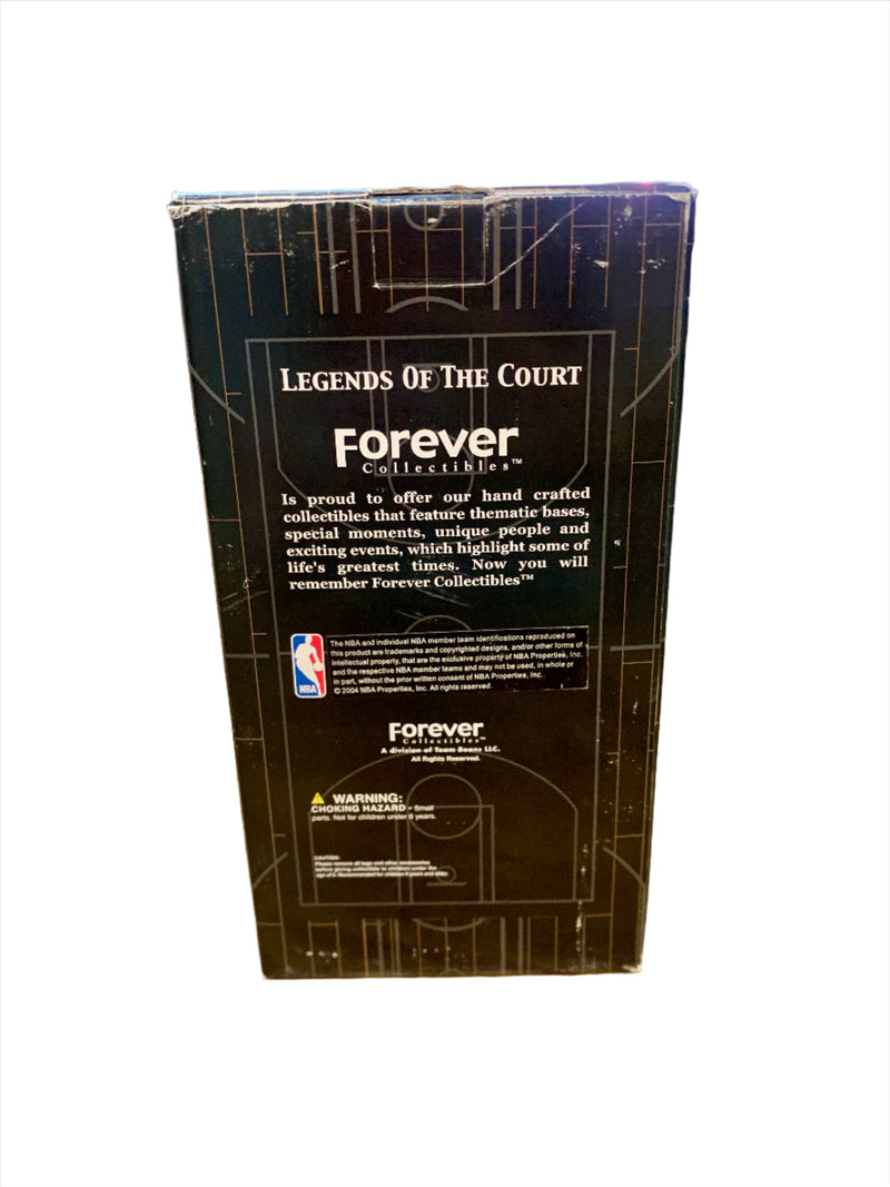 Forever Collectibles - Lebron James Limited Edition Legends of the Court Statue