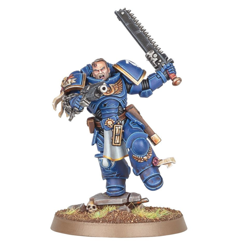 Warhammer 40K - Space Marines Lieutenant Titus