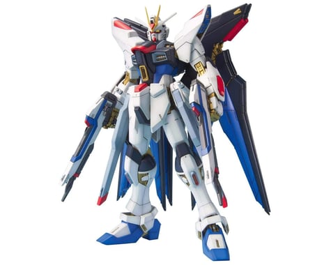 Strike Freedom Gundam RG 1/144 Model Kit