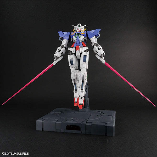 Bandai: Gundam 00- Gundam Exia Perfect Grade 1/60