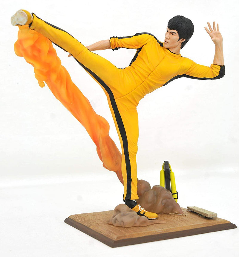 Diamond Select: Gallery Series Bruce Lee 10-Inch PVC Figure Statue [Kicking Version] - The Hobby Hub