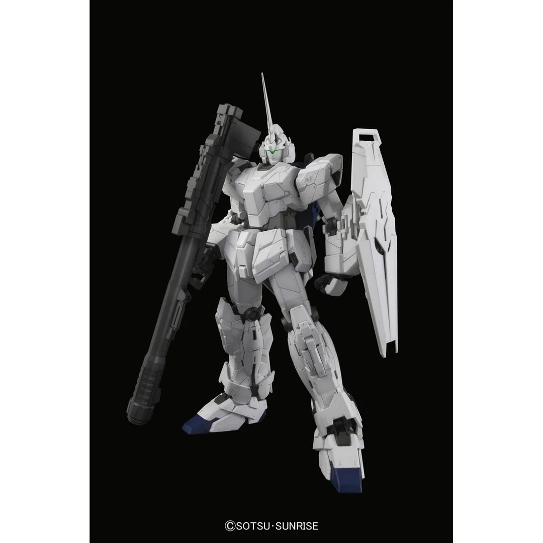 Bandai: Unicorn Gundam RX-0 Perfect Grade Model Kit