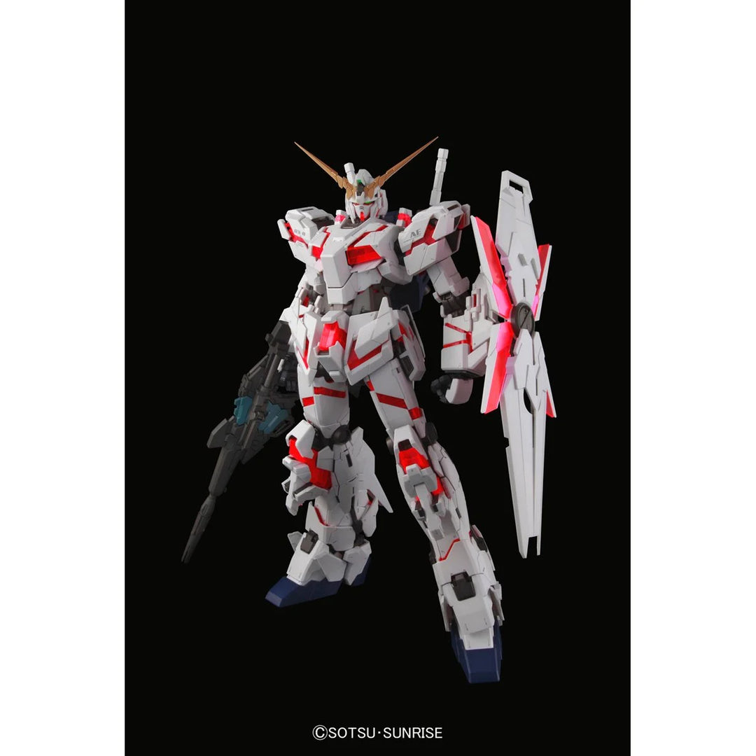 Bandai: Unicorn Gundam RX-0 Perfect Grade Model Kit