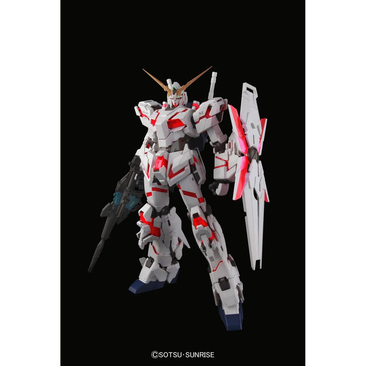 Bandai: Unicorn Gundam RX-0 Perfect Grade Model Kit