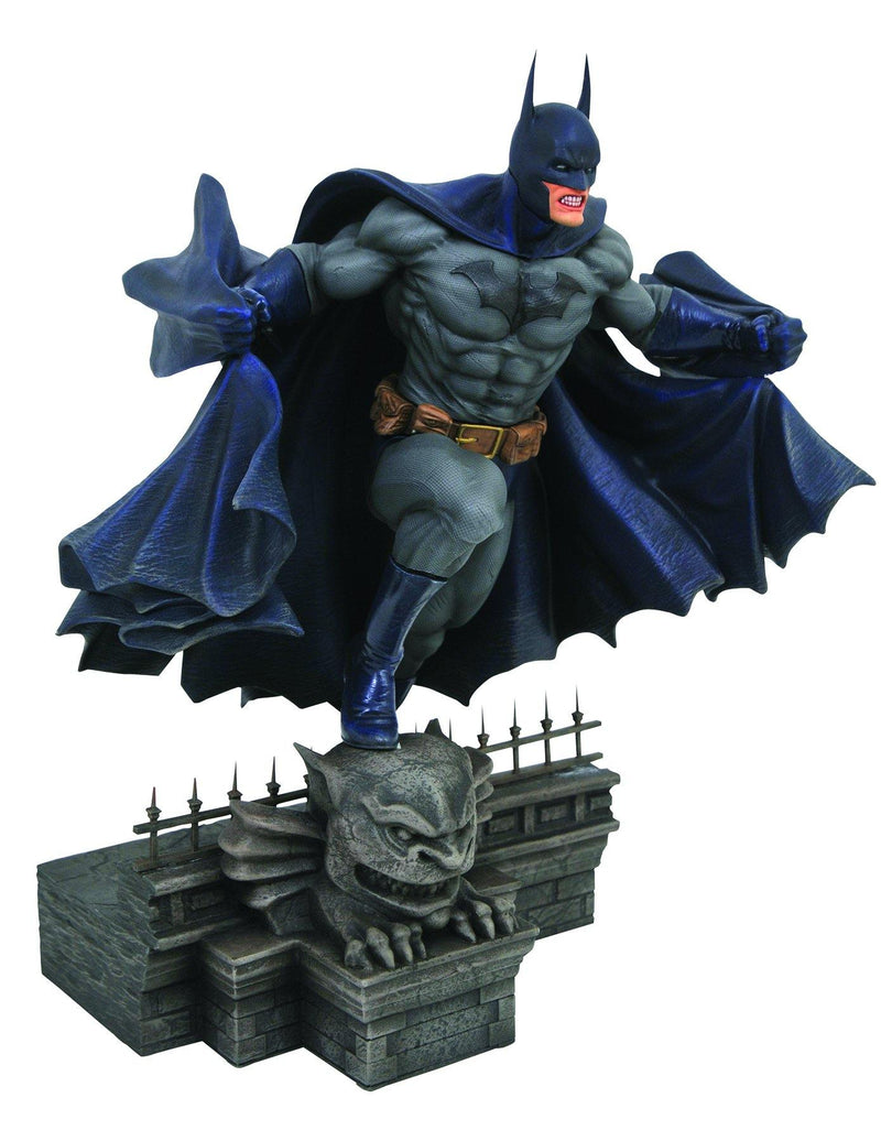Diamond Select: DC Gallery Batman Comic PVC Figure - The Hobby Hub