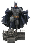 Diamond Select: DC Gallery Batman Comic PVC Figure - The Hobby Hub