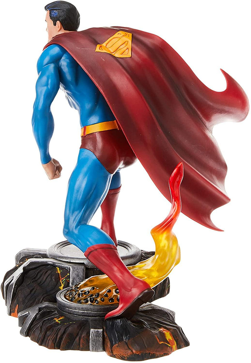 Diamond Select: DC Gallery Superman Comic PVC Figure - The Hobby Hub