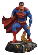 Diamond Select: DC Gallery Superman Comic PVC Figure - The Hobby Hub