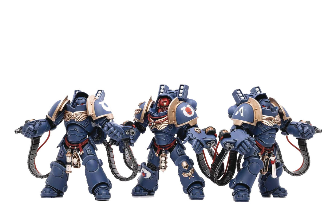 Joytoy Warhammer 40K Ultramarines Aggressors