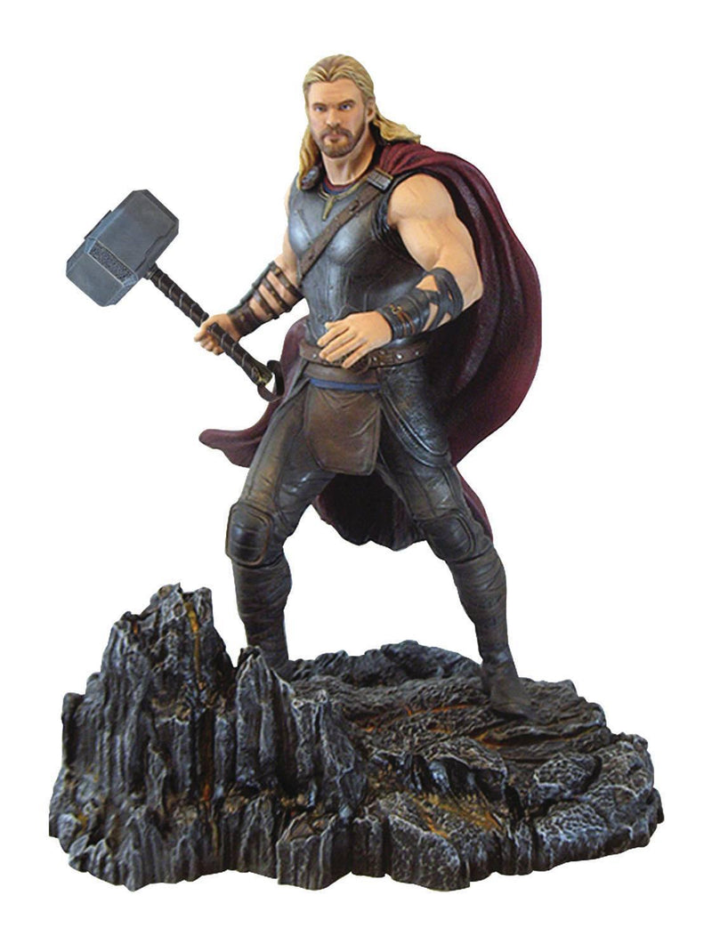 DIAMOND SELECT TOYS Marvel Gallery: Thor Ragnarok Thor PVC Vinyl Figure - The Hobby Hub
