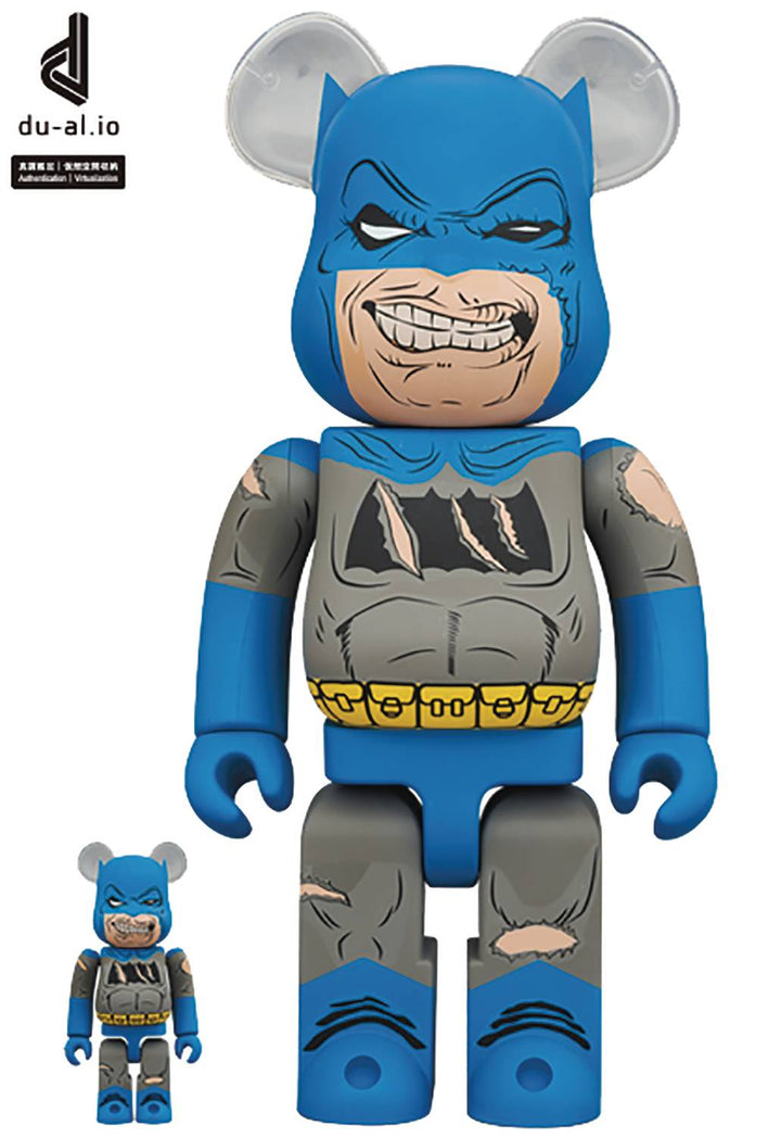 Medicom - Batman The Dark Knight Rises Triumphant Bearbrick 100% and 400% 2 Pack