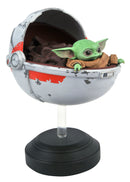 Diamond Select - Star Wars The Mandalorian The Child In Pram Statue
