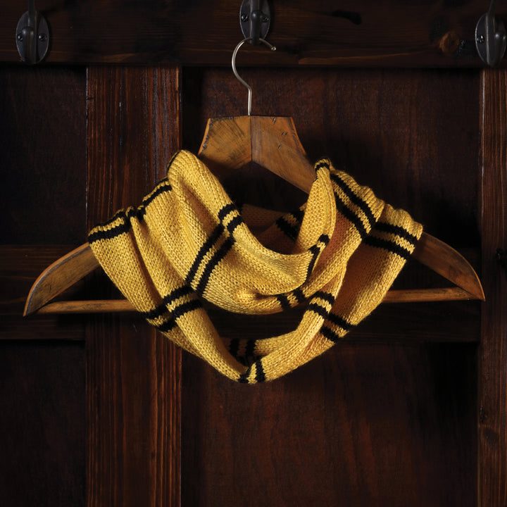 Harry Potter Wizarding World Knit Kit - Hufflepuff House Snood Cowl Kit